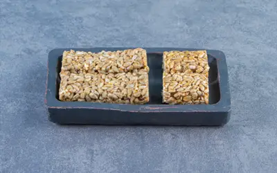Can I Eat Granola Bars with Braces? [Explained]