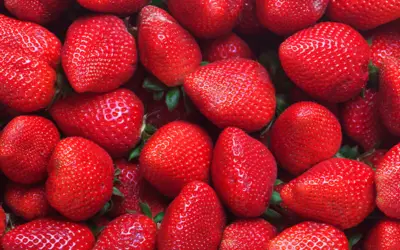 Can you eat strawberries with Braces? [Explained]